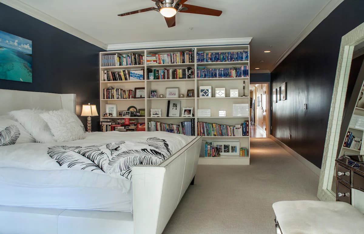 Elevator Opens Into FlatNob Hill 3BR, 2 Parking - Photo 28