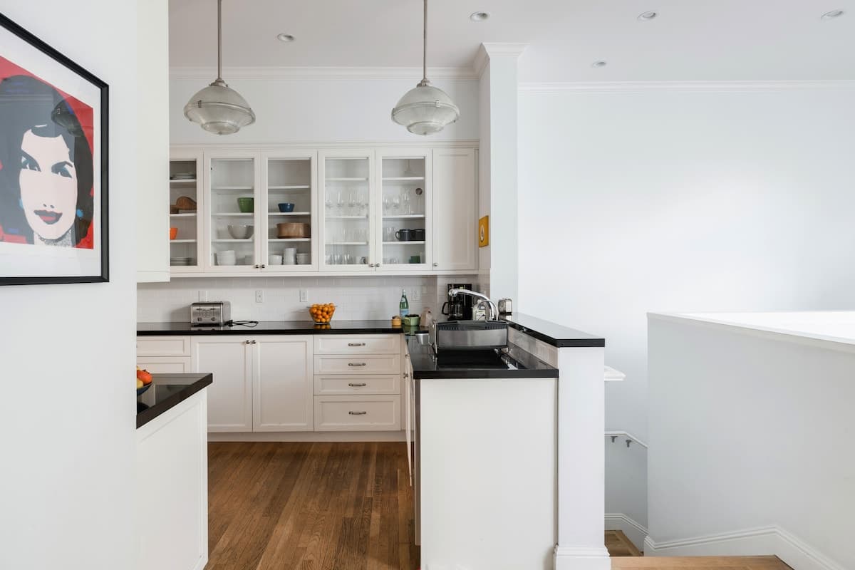 Home in San Francisco · ★4.97 · 3 bedrooms · 3 beds · 2.5 baths - Image 58