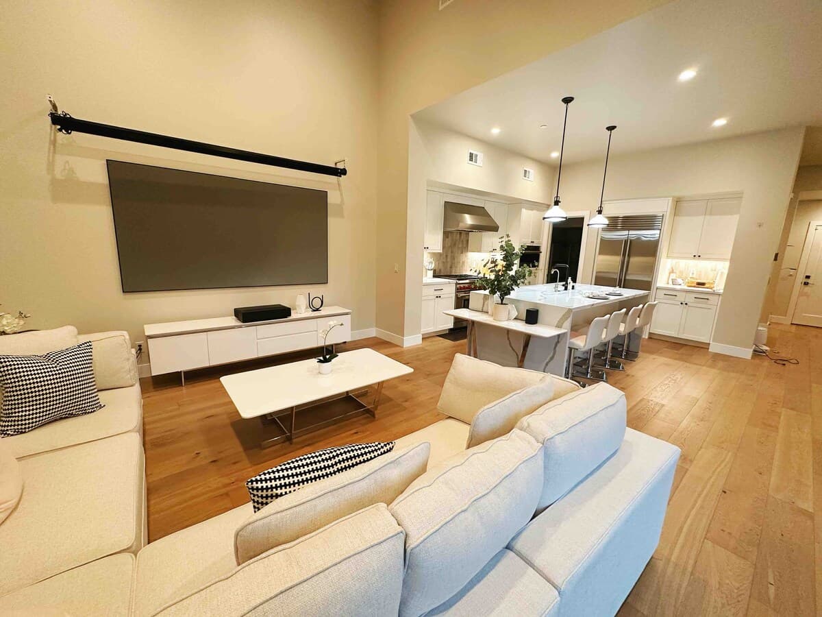 2021 Luxury Home, Private Baths, Silicon Valley - Photo 9