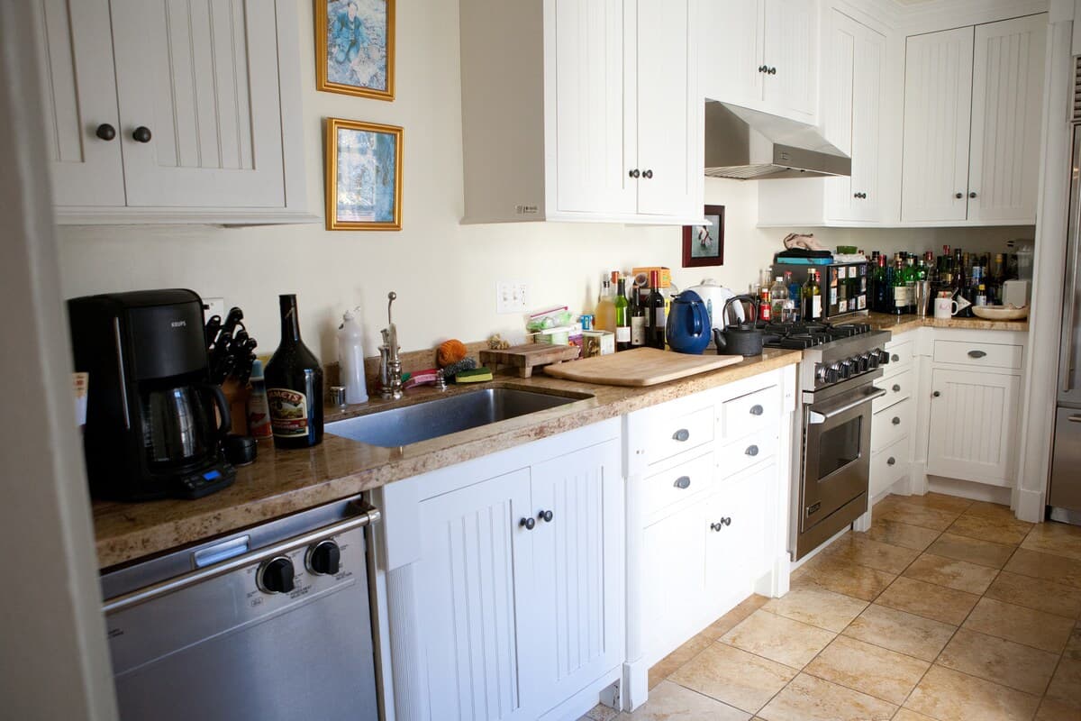 Elegant Victorian Flat in Haight - Photo 10