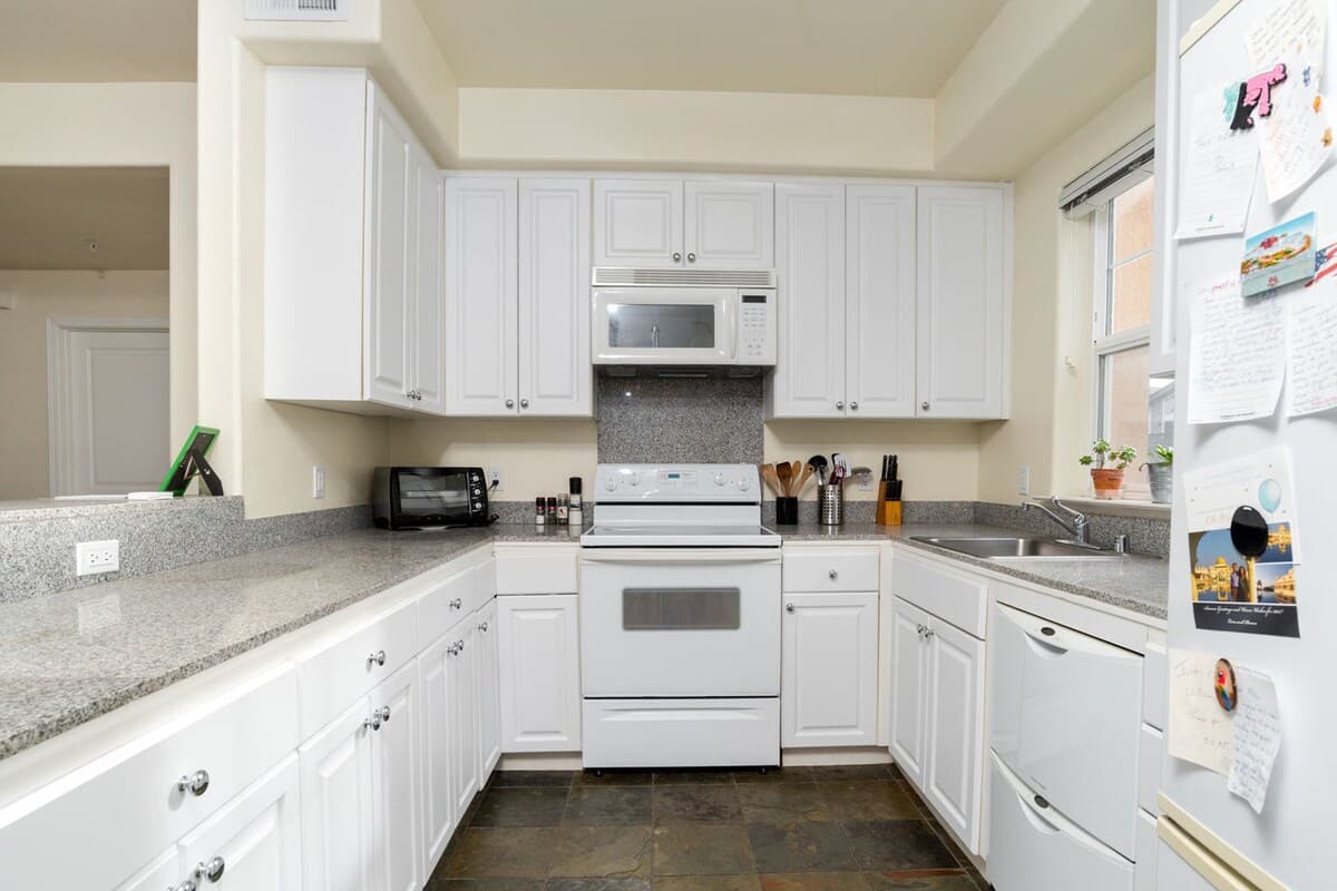 Condo in Palo Alto · ★4.86 · 2 bedrooms · 2 beds · 2 baths - Image 5