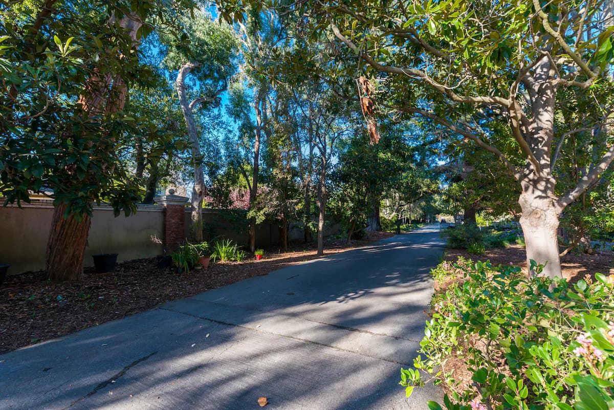 Guesthouse in Menlo Park · ★4.85 · 2 bedrooms · 4 beds · 1 bath - Image 37