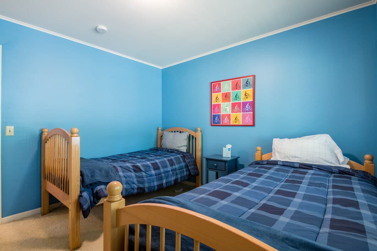 Home in Menlo Park · ★4.91 · 4 bedrooms · 5 beds · 2.5 baths - Image 16