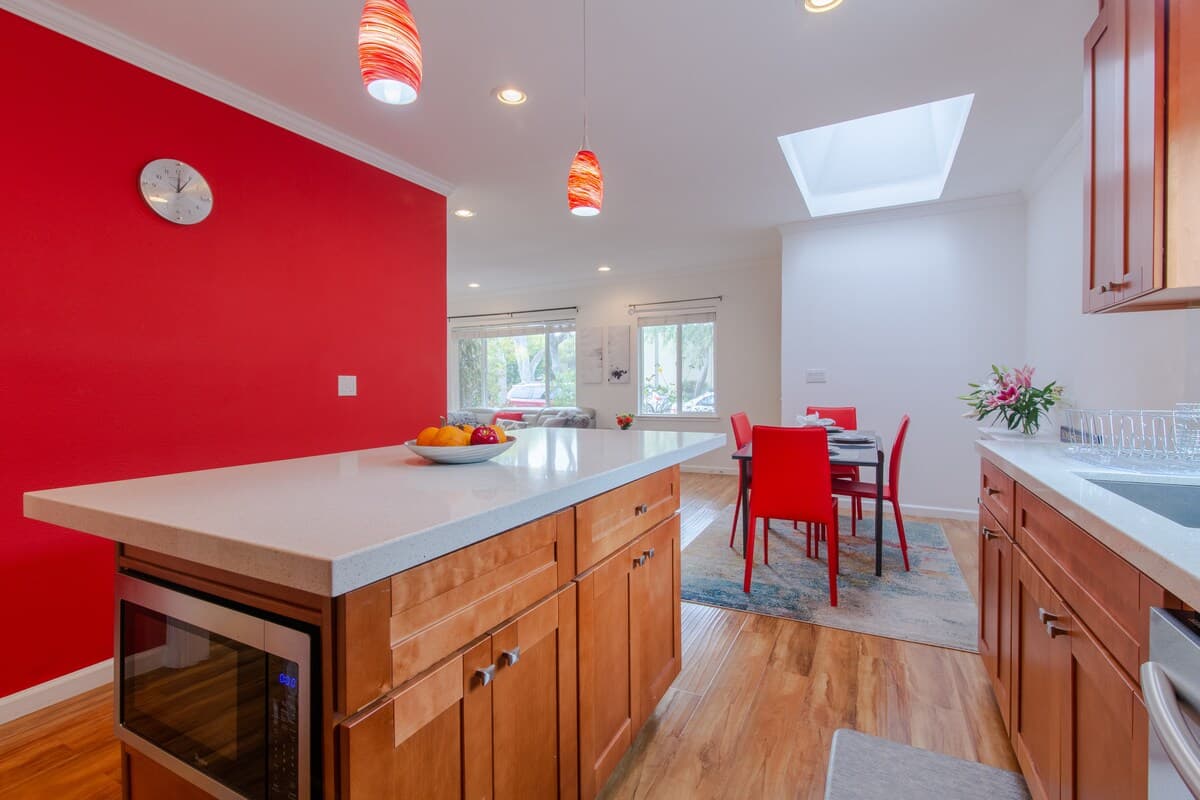 Condo in Palo Alto · ★4.81 · 3 bedrooms · 4 beds · 2 baths - Image 35