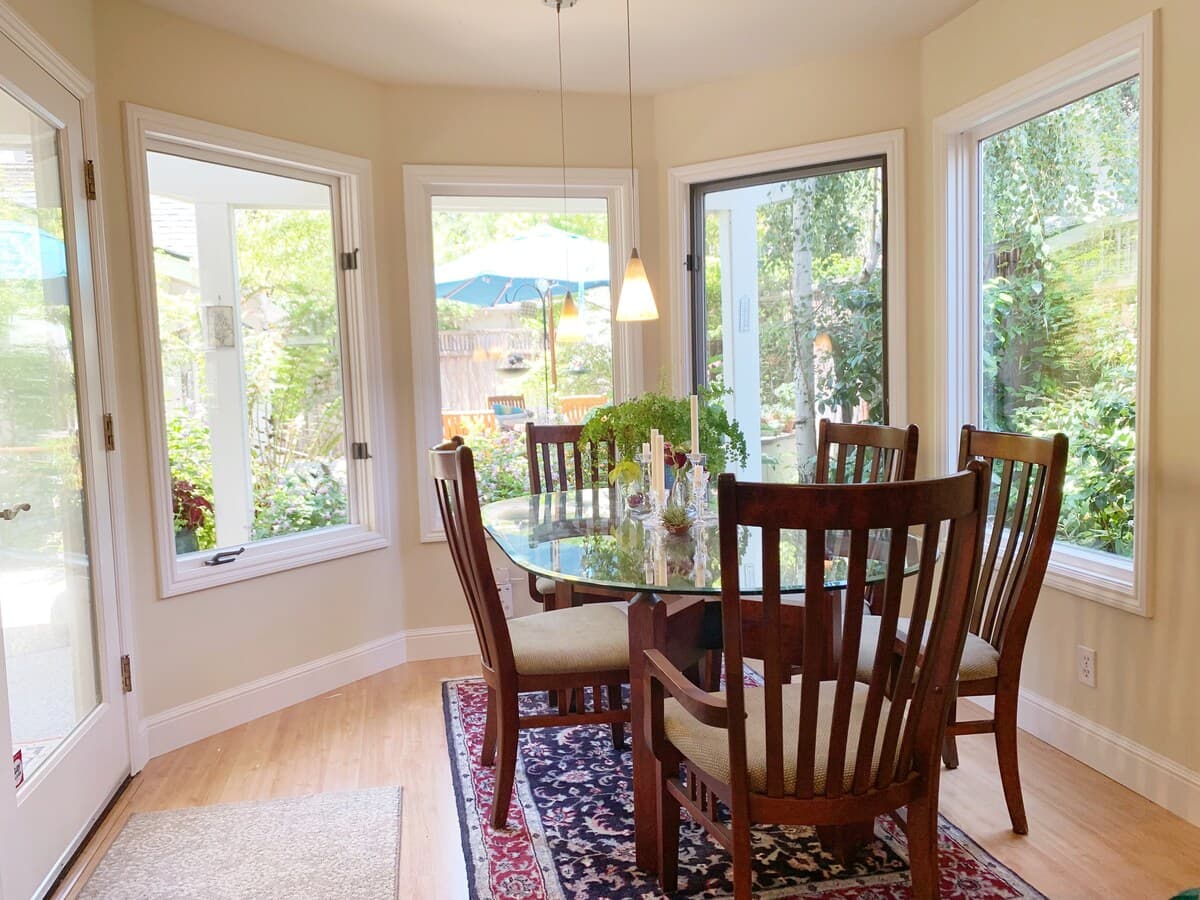 Palo Alto Tree-Lined Retreat with Jacuzzi Tub - Photo 5