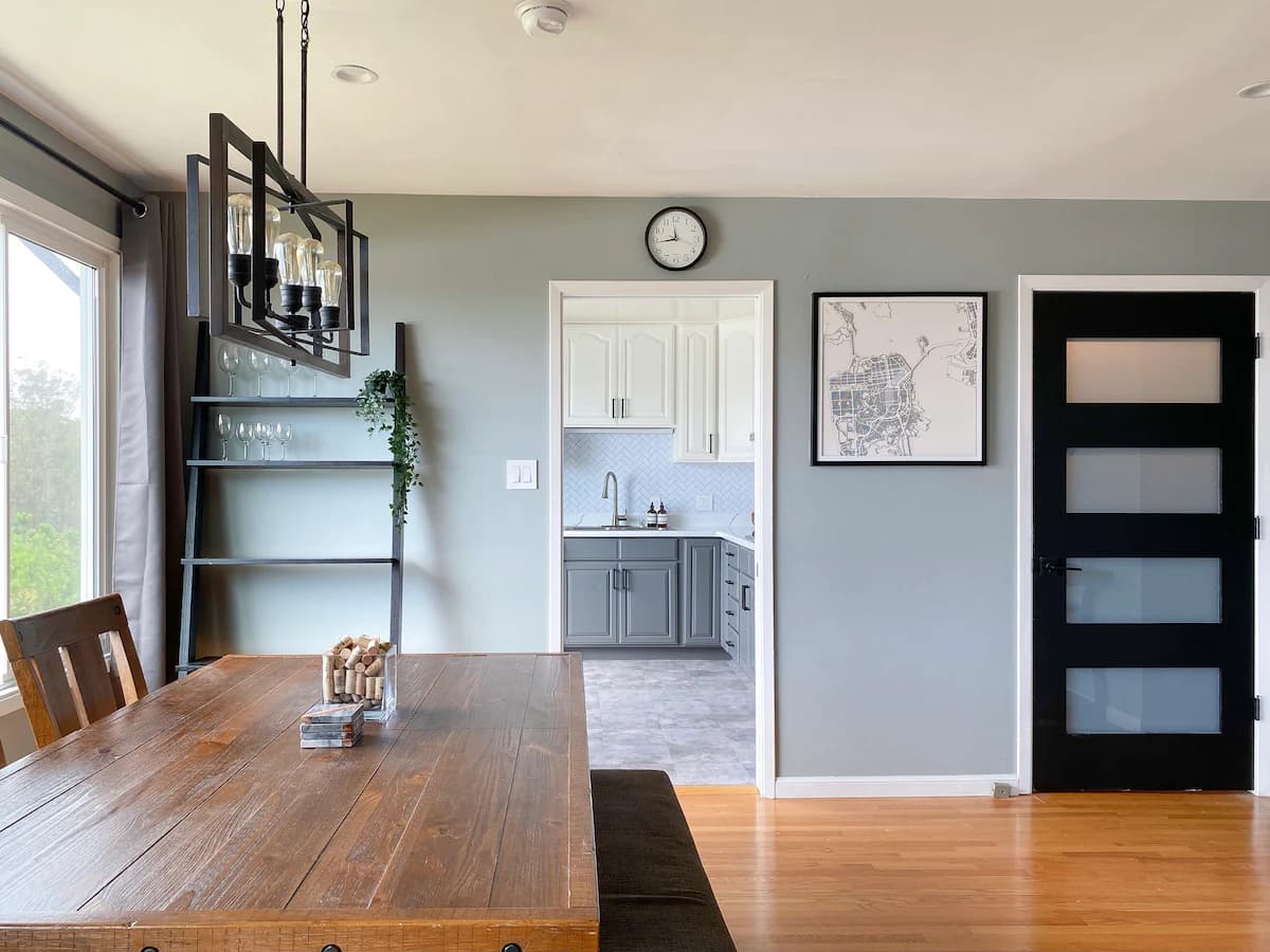 Modern Farmhouse with Panoramic Canyon Views - Photo 7