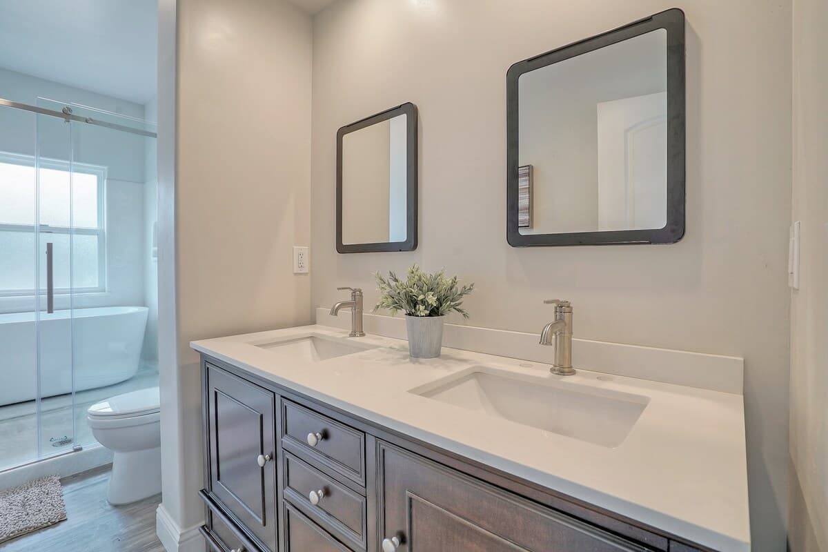 Home in Mountain View · ★4.88 · 4 bedrooms · 6 beds · 3.5 baths - Image 48