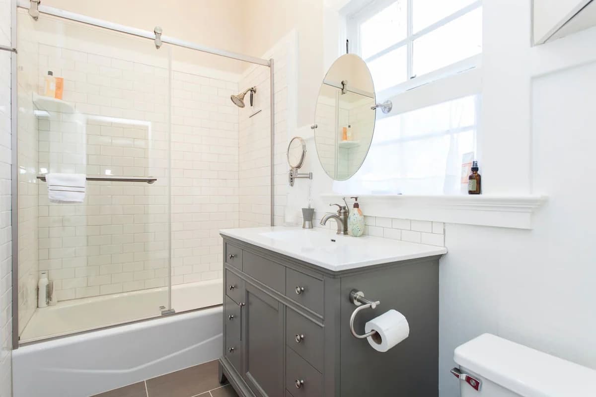 Home in Menlo Park · ★4.89 · 2 bedrooms · 3 beds · 1 bath - Image 27
