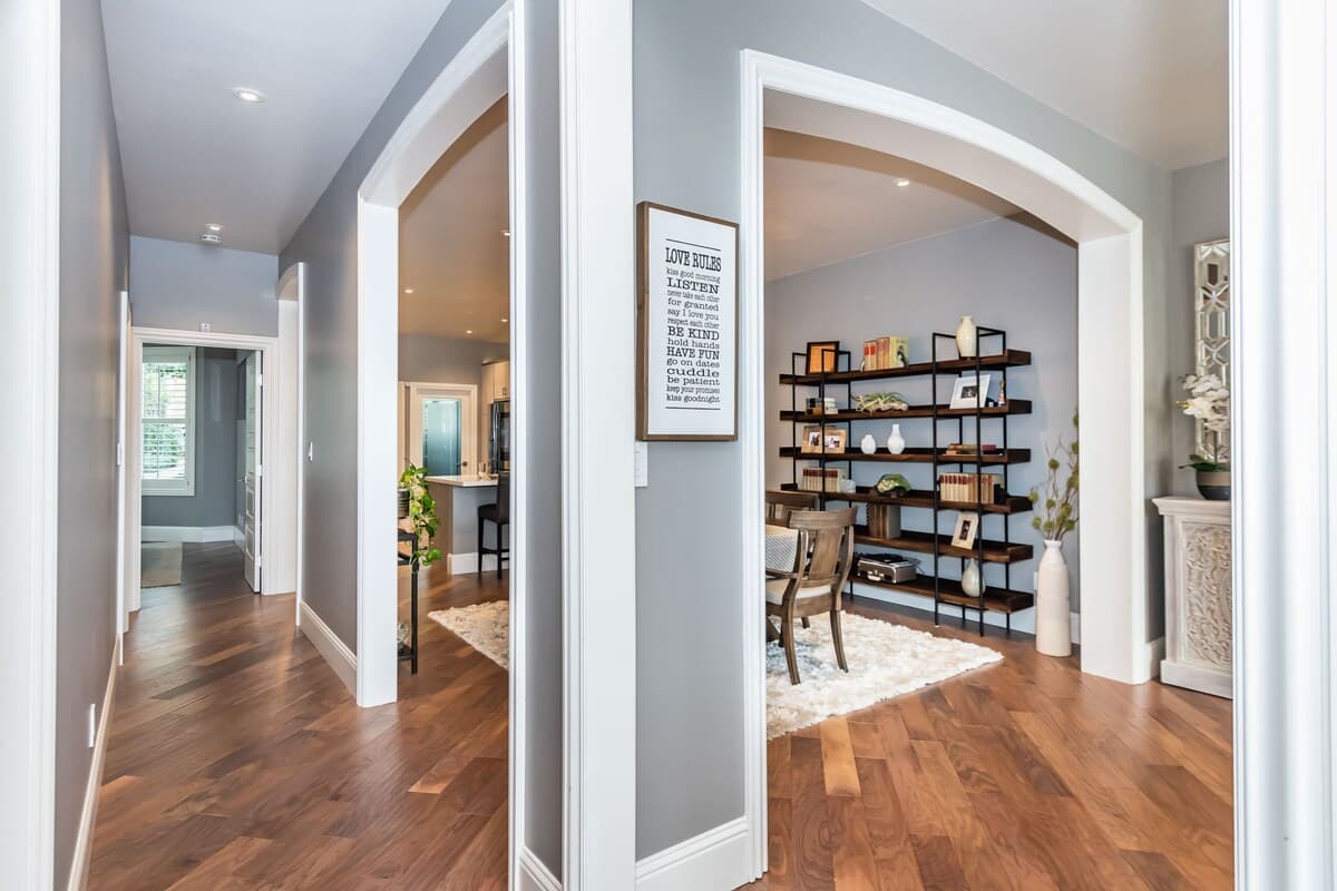 Edwardian 2BR with Chef's Kitchen & Marble Bath - Photo 10
