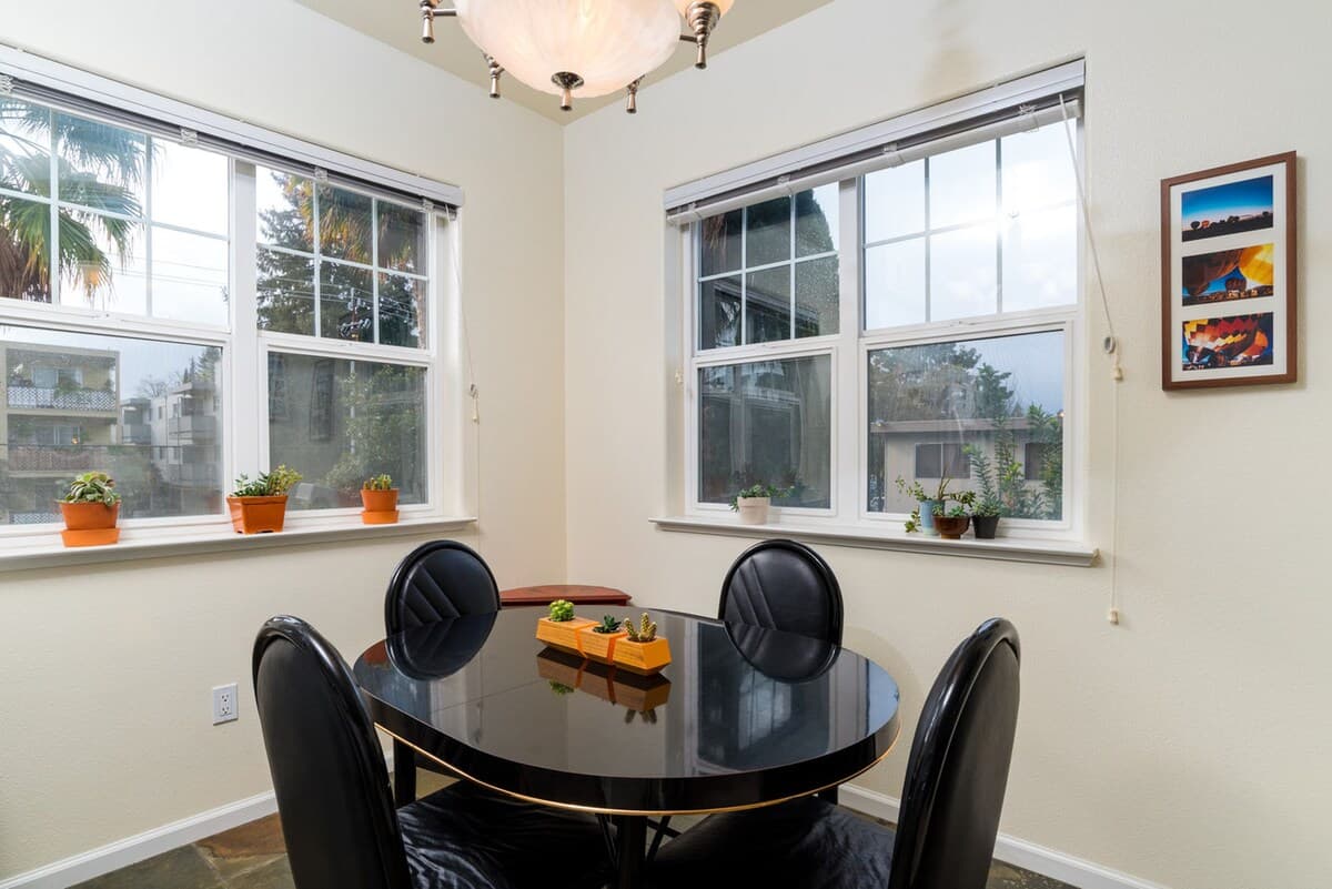 Condo in Palo Alto · ★4.86 · 2 bedrooms · 2 beds · 2 baths - Image 20