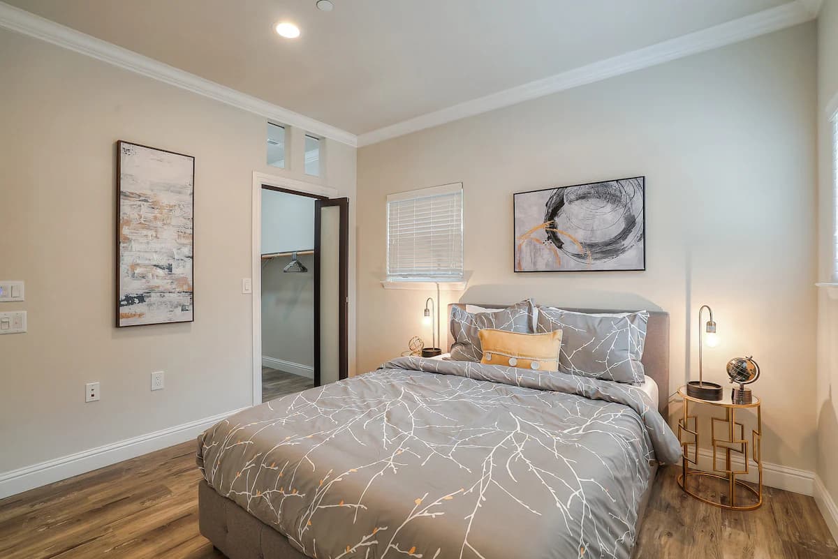 Home in Mountain View · ★4.79 · 3 bedrooms · 4 beds · 2.5 baths - Image 20
