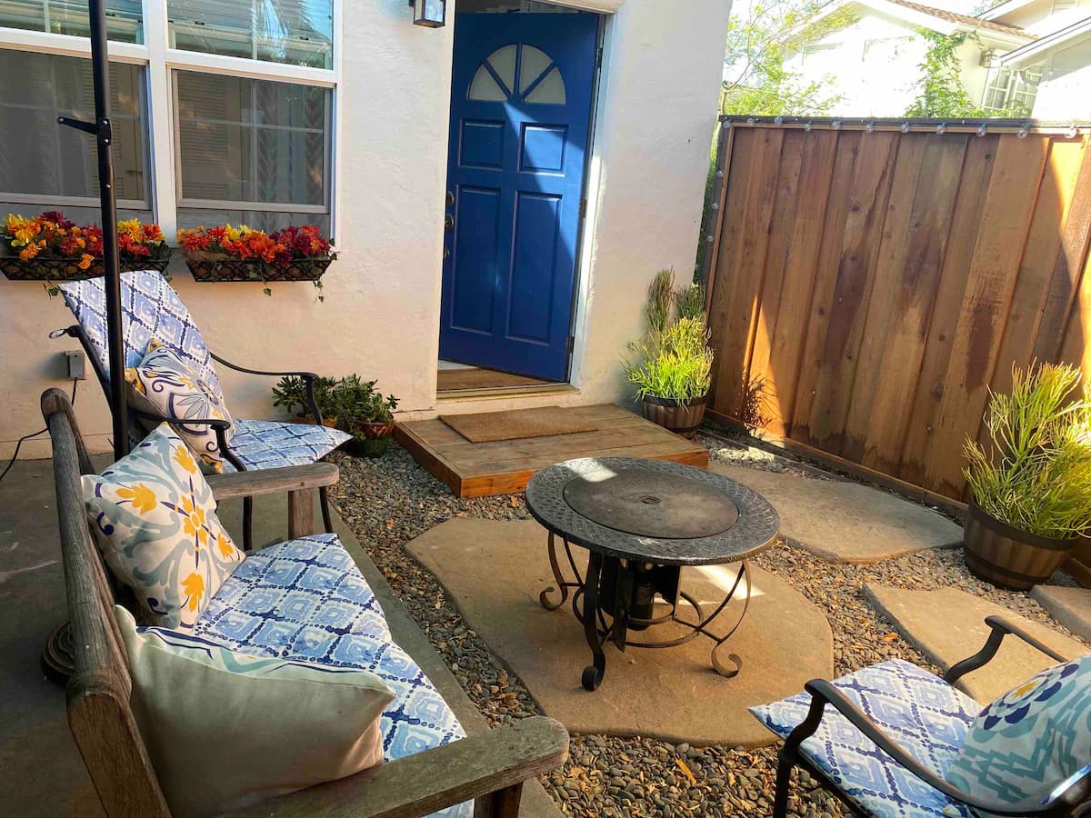 Guesthouse in Redwood City · ★4.93 · 1 bedroom · 1 bed · 1 bath - Image 15