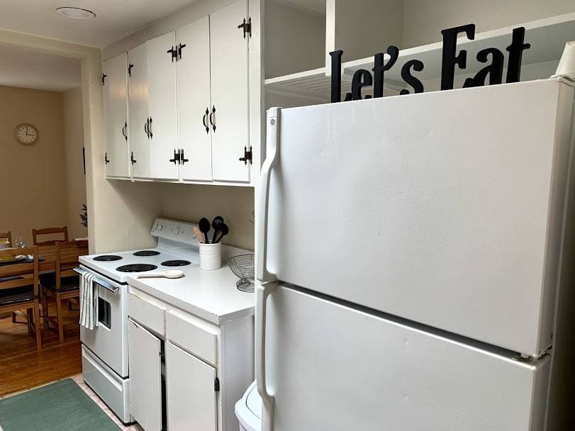 Home in Palo Alto · ★4.77 · 5 bedrooms · 7 beds · 2 baths - Image 6