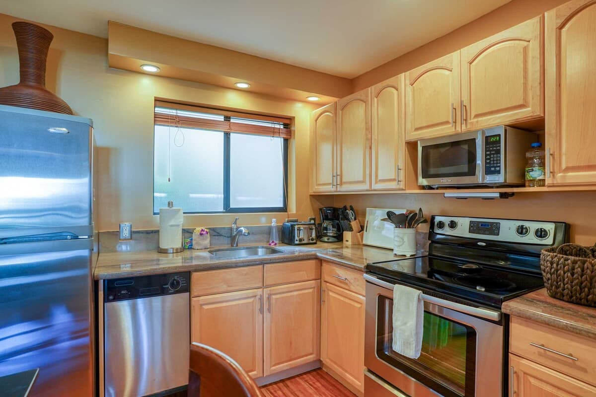Condo in Wailuku · ★4.75 · 1 bedroom · 1 bed · 1 bath - Image 18