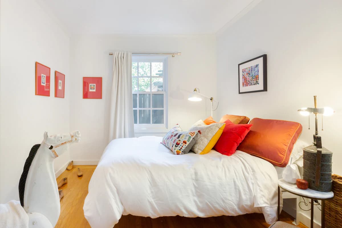 Townhouse in Palo Alto · ★4.95 · 3 bedrooms · 4 beds · 2 baths - Image 13