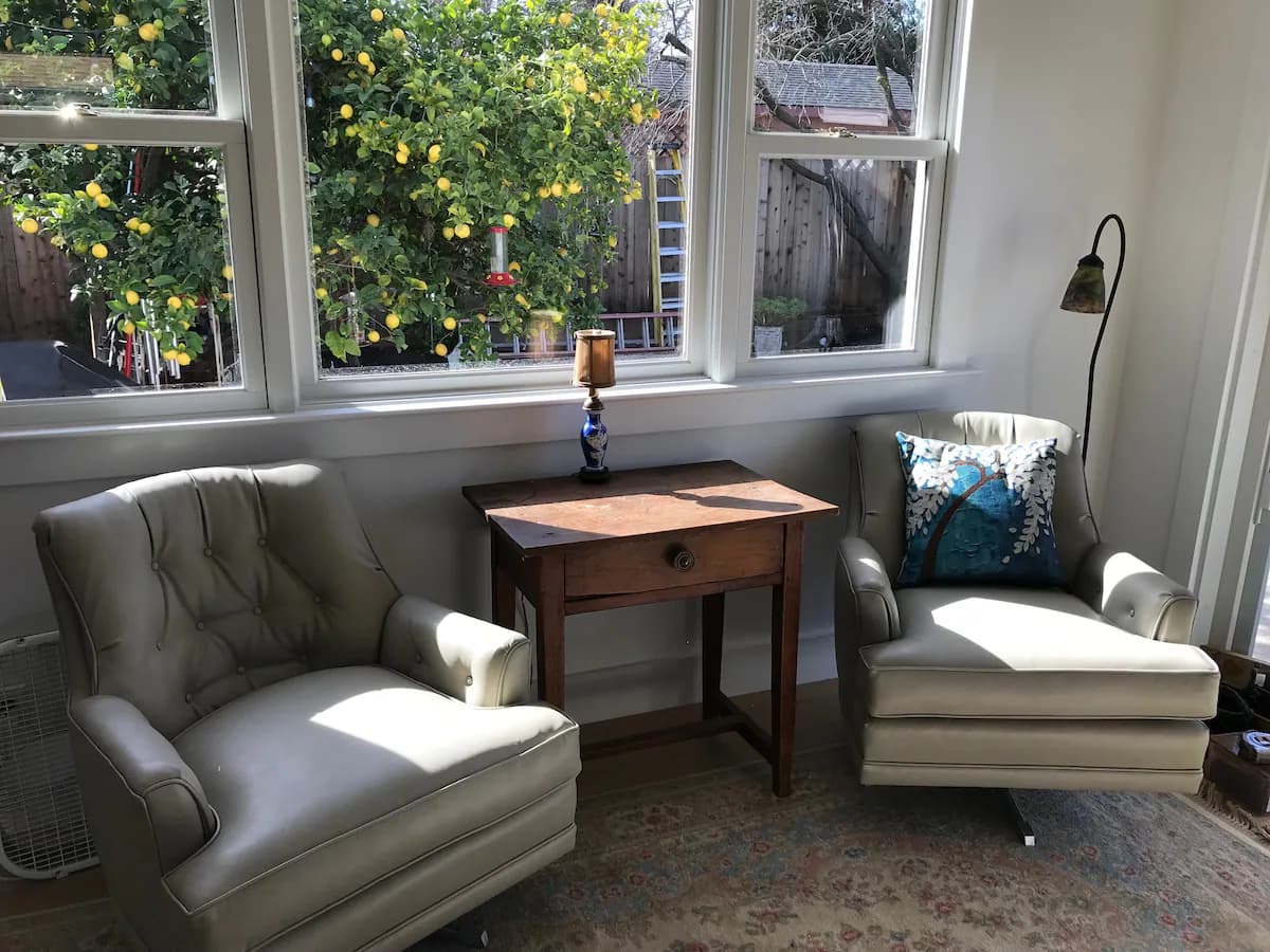 Home in Redwood City · ★4.94 · 2 bedrooms · 2 beds · 2 baths - Image 12