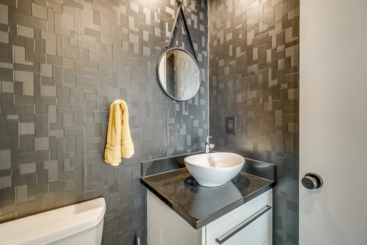 Home in Palo Alto · ★4.96 · 5 bedrooms · 7 beds · 4.5 baths - Image 44