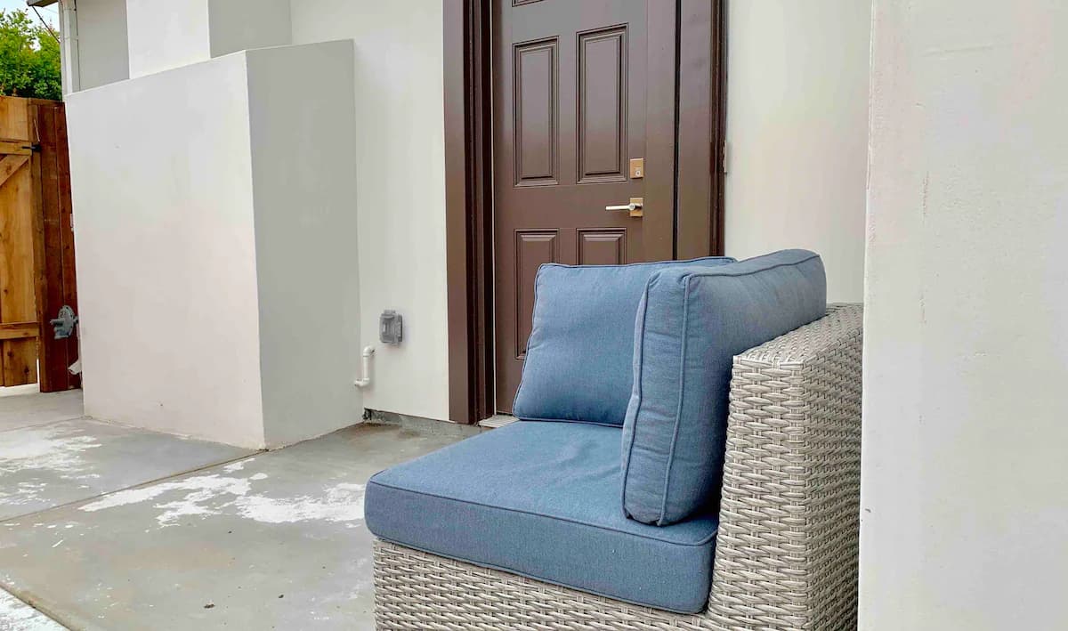 Home in East Palo Alto · ★4.86 · Studio · 1 bed · 1 bath - Image 50