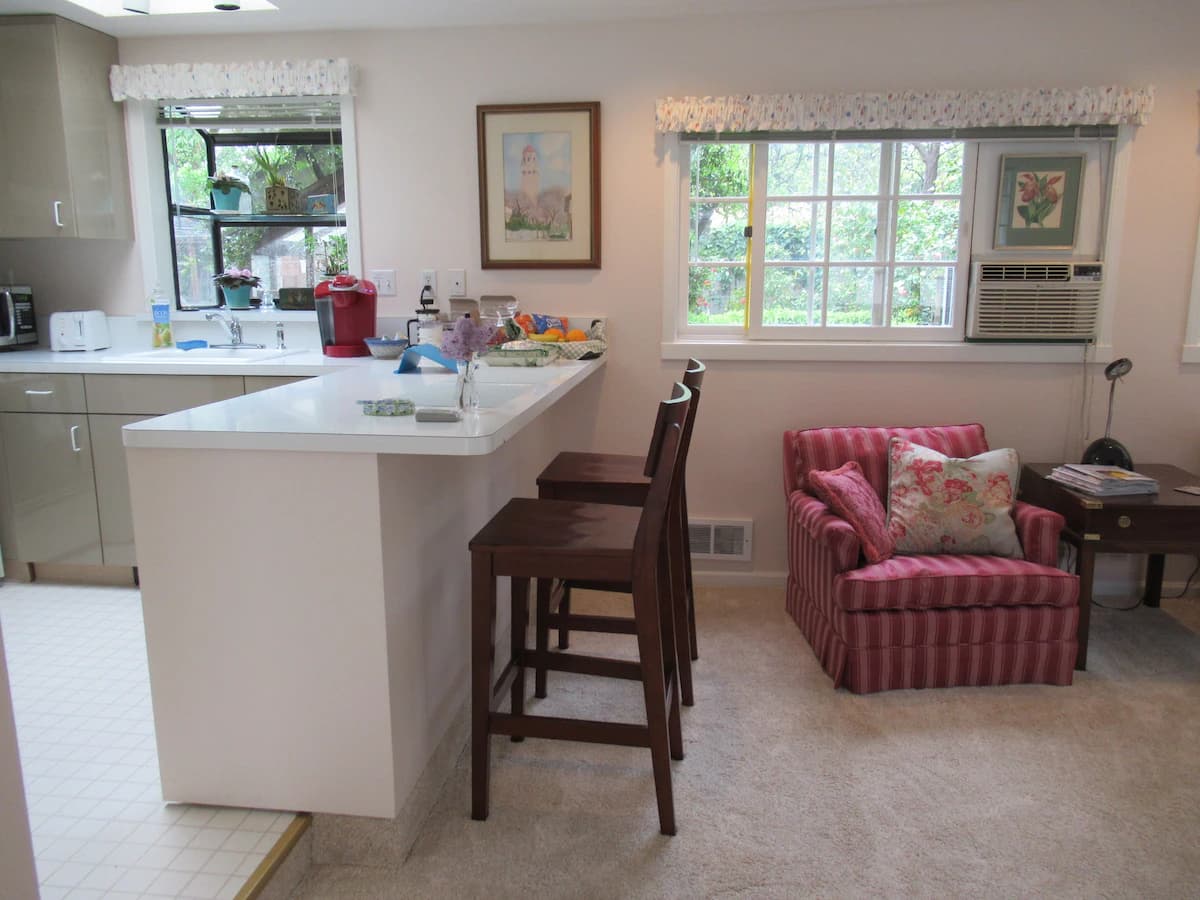 Guesthouse in Atherton · ★5.0 · 1 bedroom · 1 bed · 1 bath - Image 3