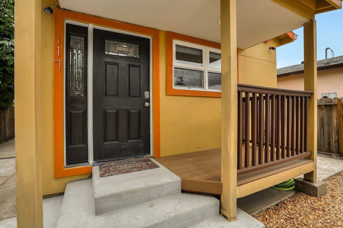 Home in Mountain View · ★4.88 · 4 bedrooms · 6 beds · 3.5 baths - Image 38