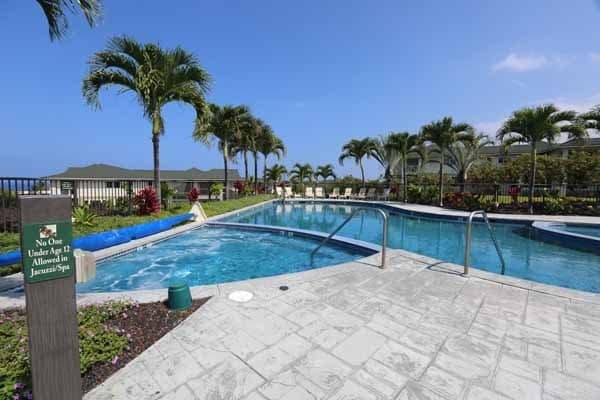 Townhouse in Kailua-Kona · ★4.79 · 3 bedrooms · 3 beds · 3 baths - Image 28