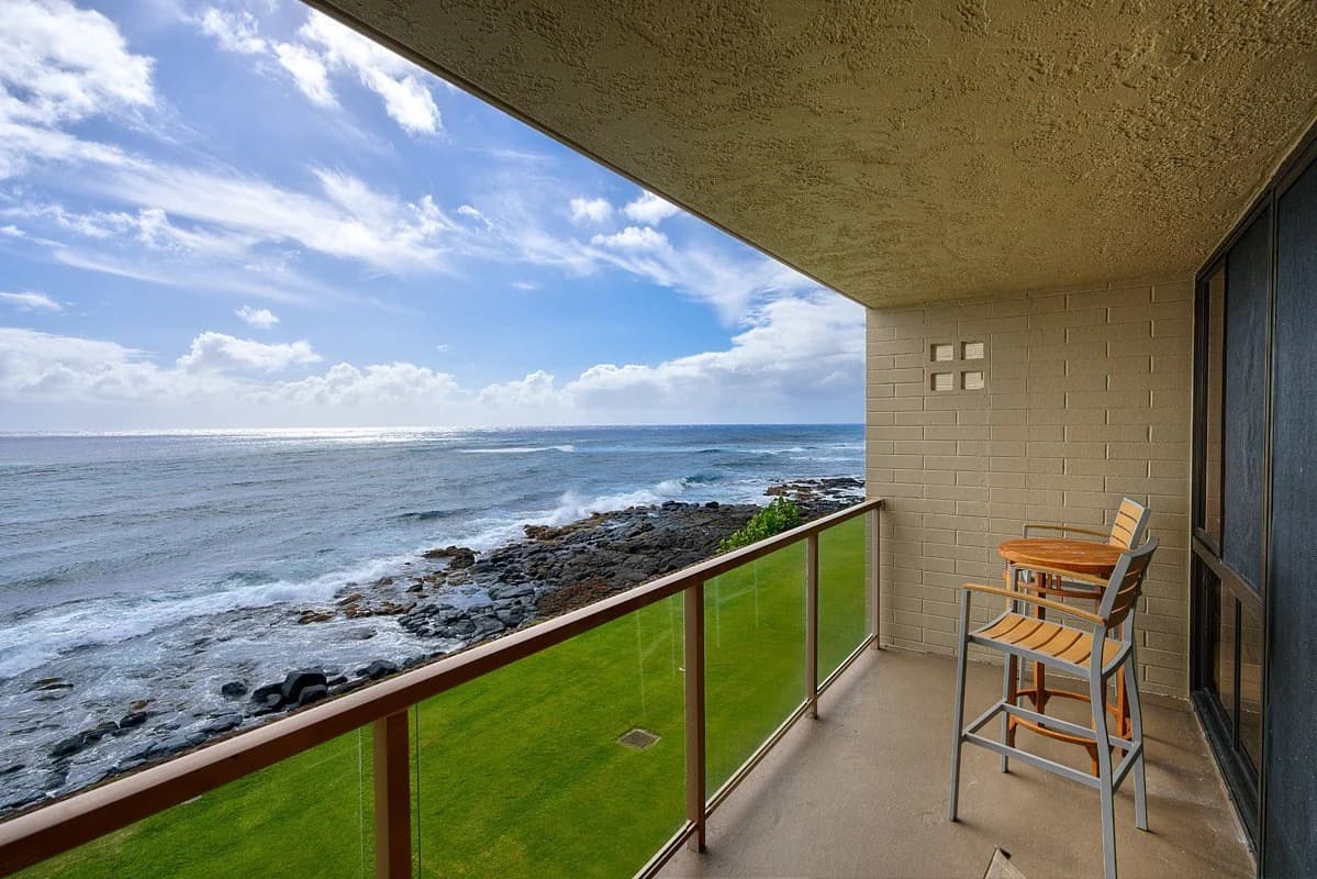 Condo in Koloa · ★4.89 · 2 bedrooms · 3 beds · 2 baths - Image 18