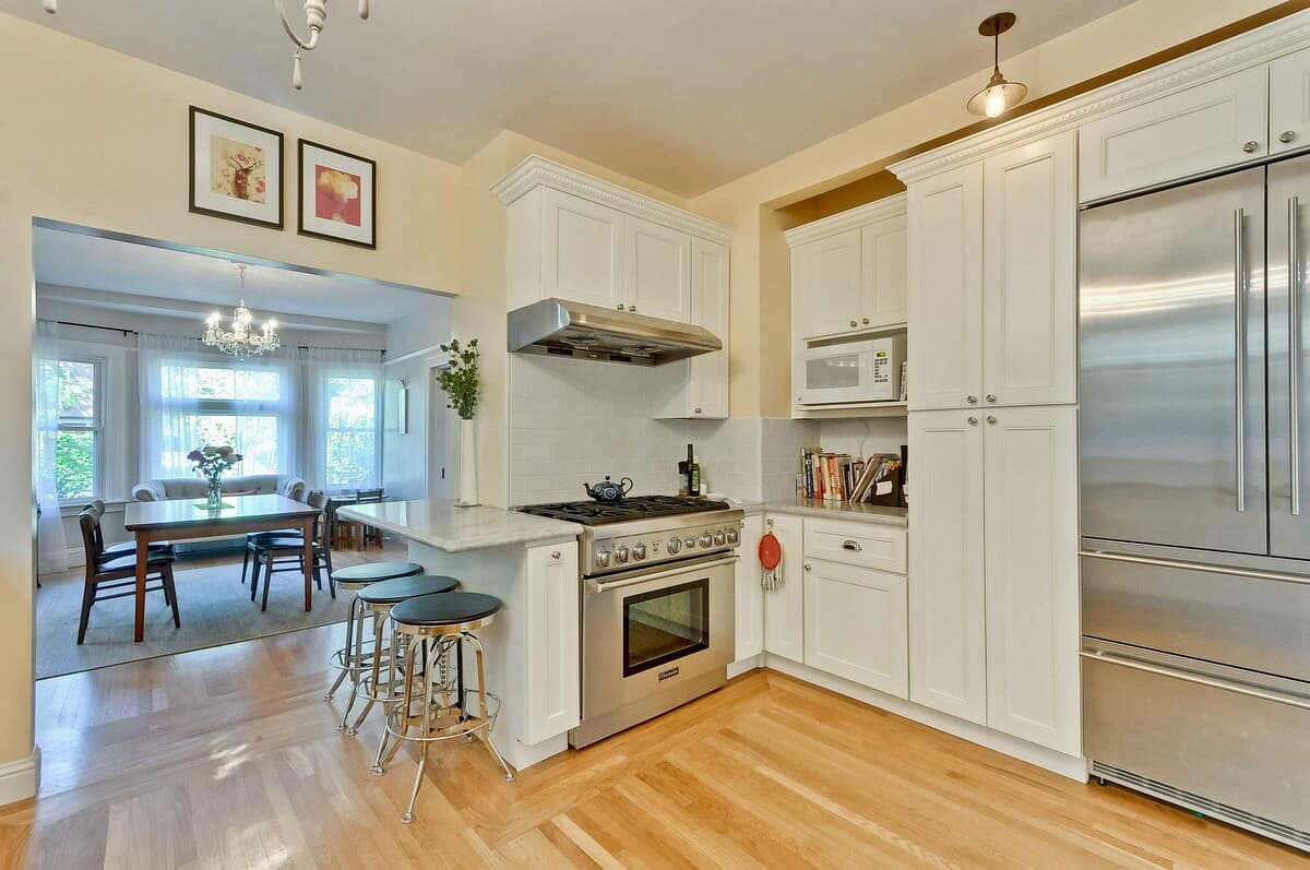 Historic Craftsman, Steps to Downtown Palo Alto - Photo 16