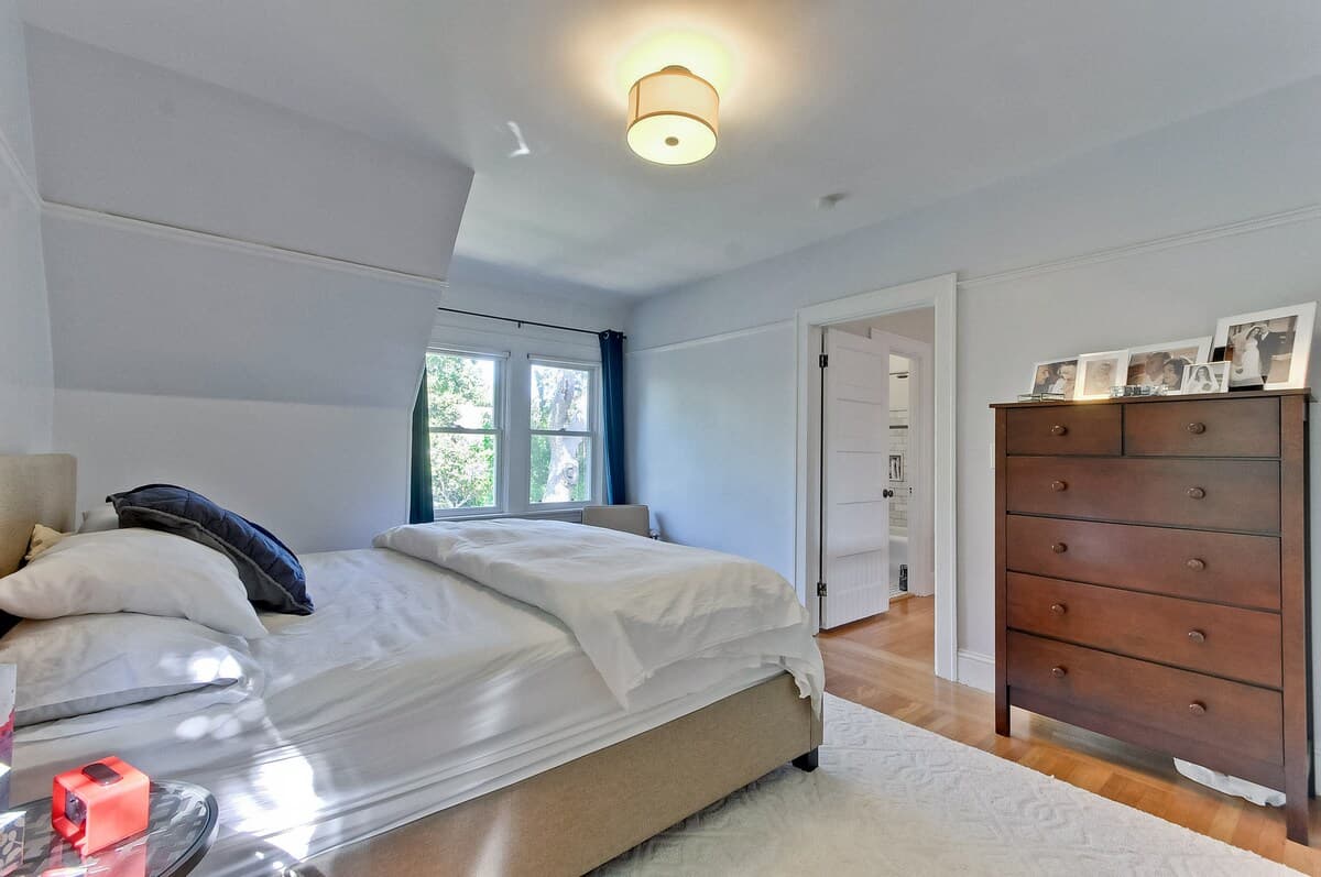 Historic Craftsman, Steps to Downtown Palo Alto - Photo 22