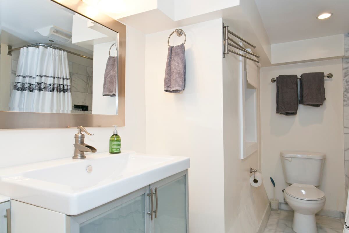 Russian Hill/ North Beach Garden Apartment - Photo 28