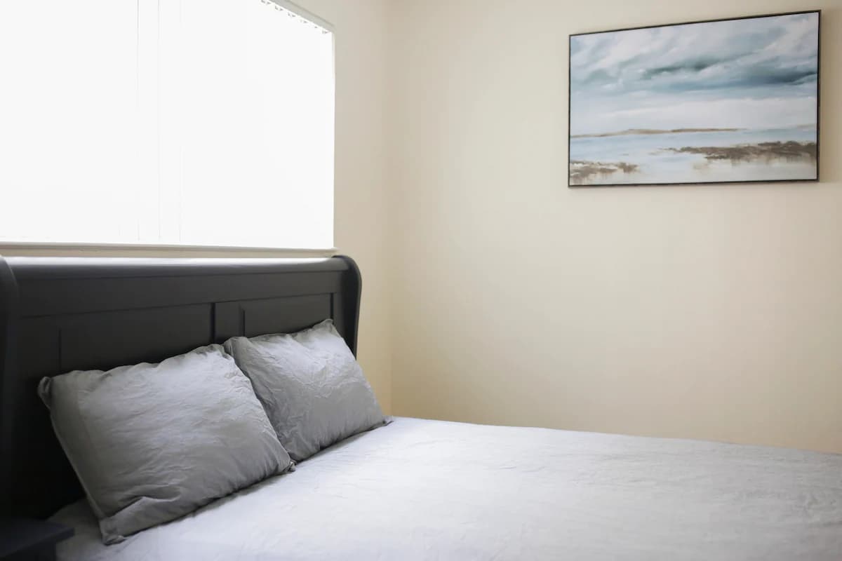Renovated 2 BR Apt Near Mountain View Downtown - Image 72