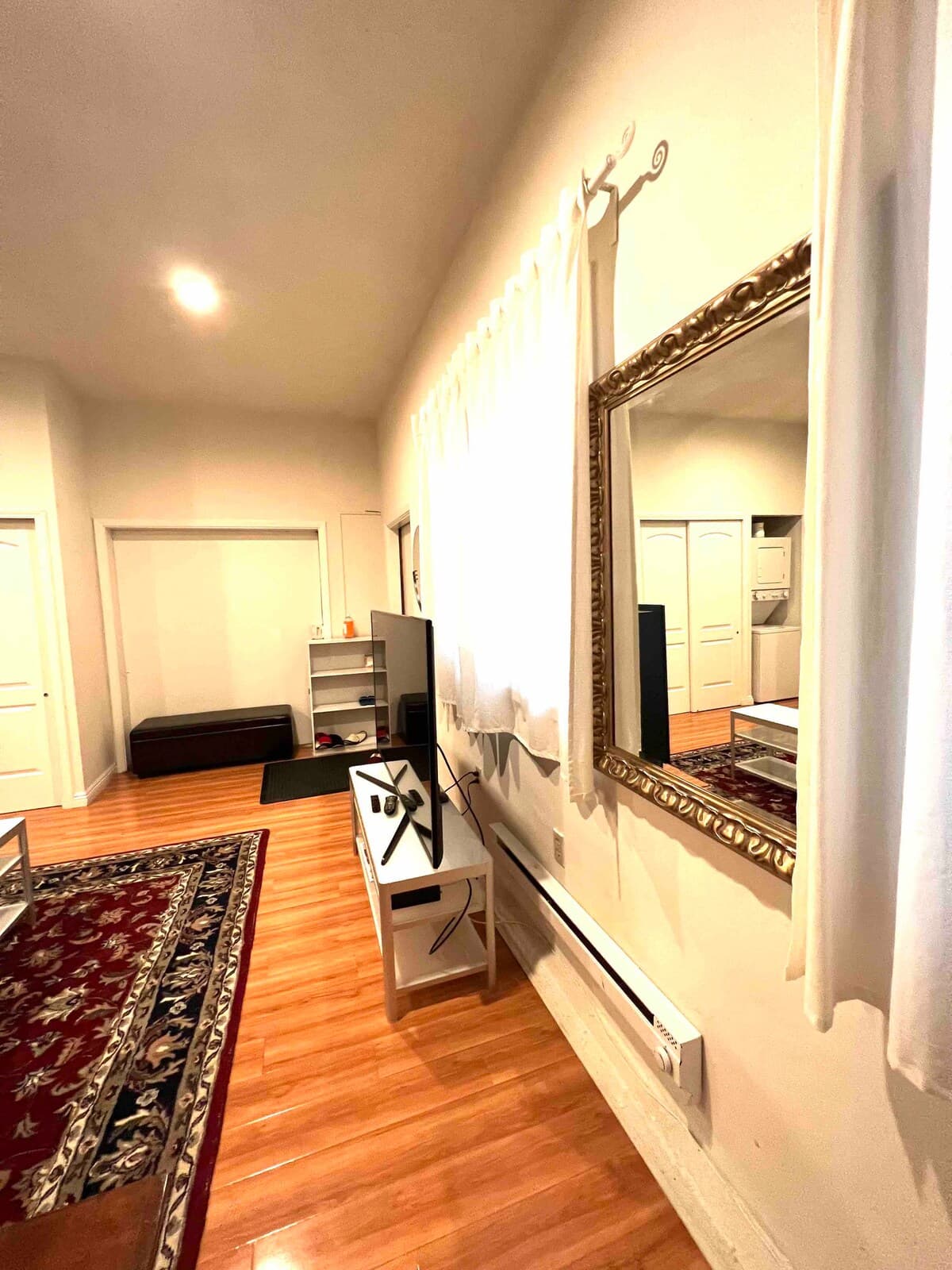 Guesthouse in Menlo Park · ★4.85 · 2 bedrooms · 4 beds · 1 bath - Image 7