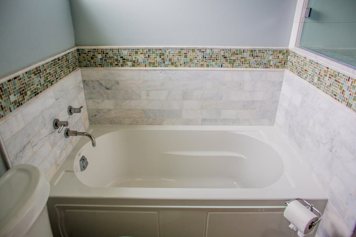 Home in Daly City · ★4.96 · 2 bedrooms · 2 beds · 1 bath - Image 9