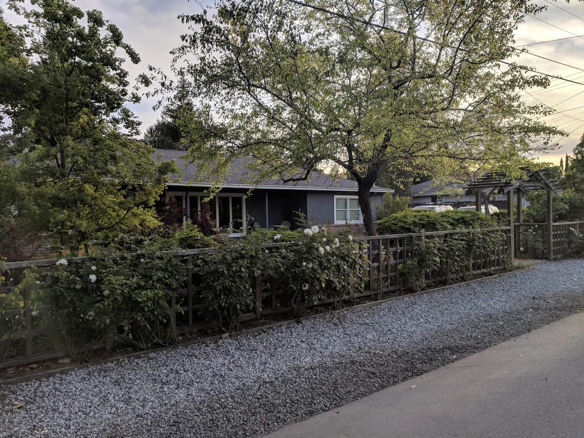 Home in Menlo Park · ★4.96 · 4 bedrooms · 5 beds · 3 baths - Image 28