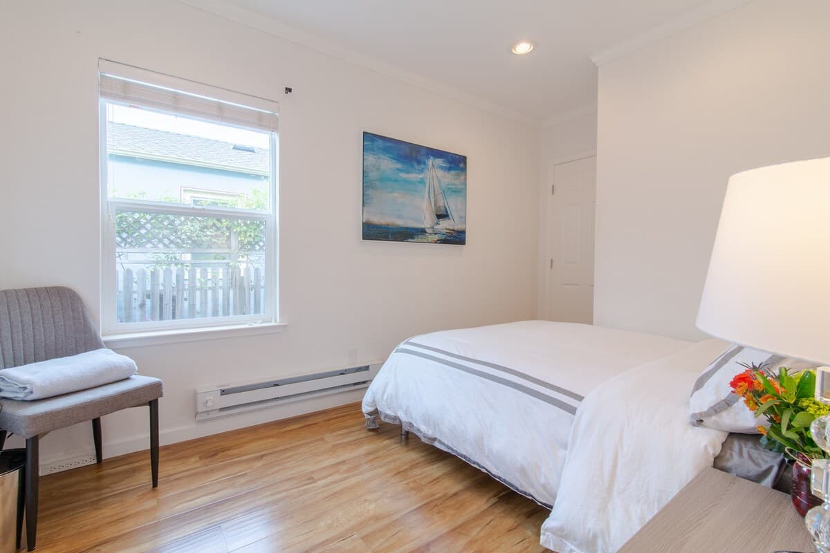 Condo in Palo Alto · ★4.81 · 3 bedrooms · 4 beds · 2 baths - Image 49