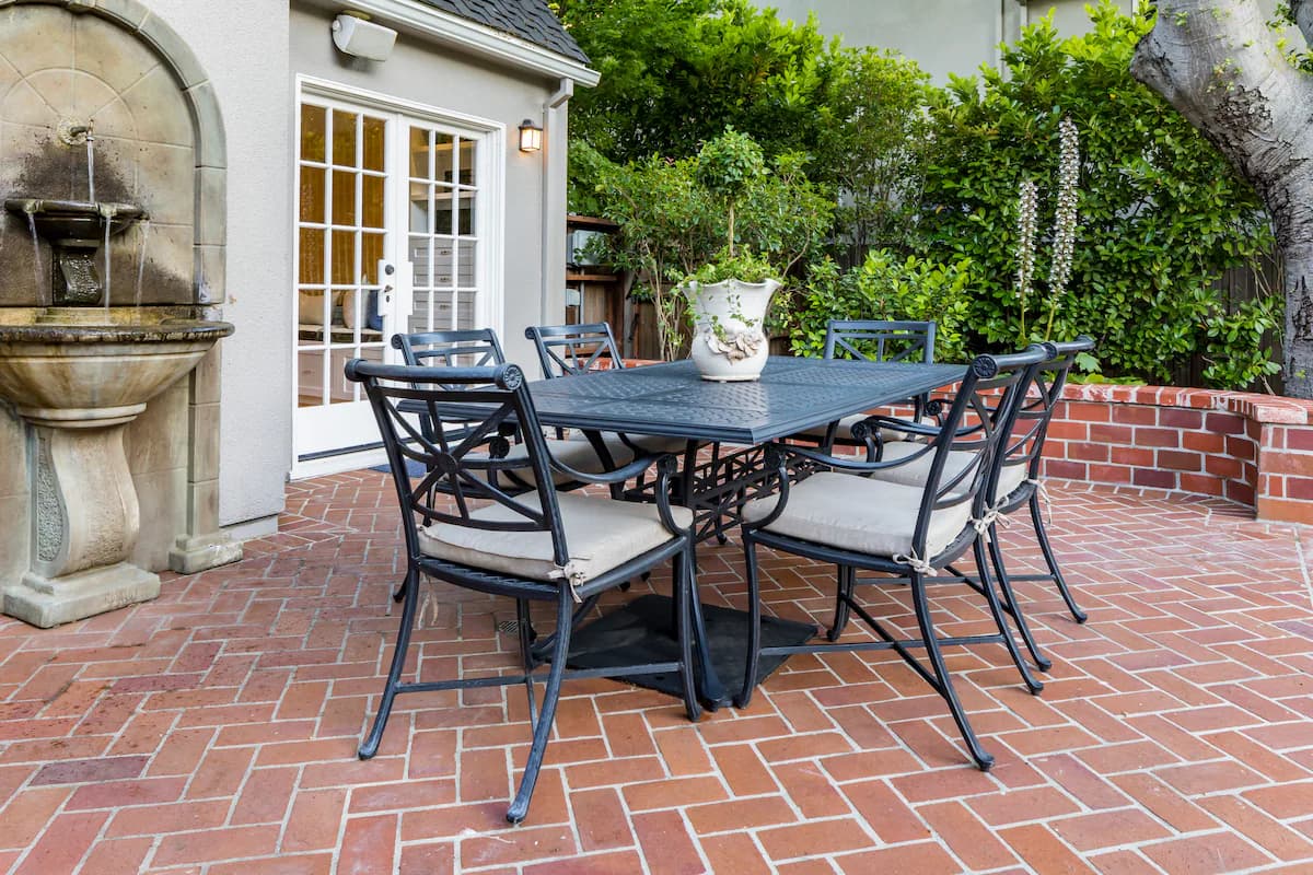 Home in Palo Alto · ★5.0 · 4 bedrooms · 4 beds · 3 baths - Image 23