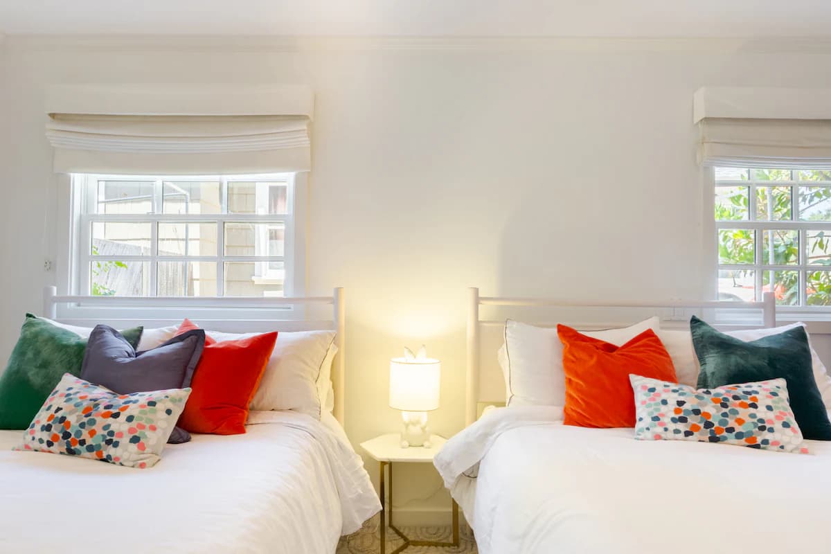 Townhouse in Palo Alto · ★4.95 · 3 bedrooms · 4 beds · 2 baths - Image 9