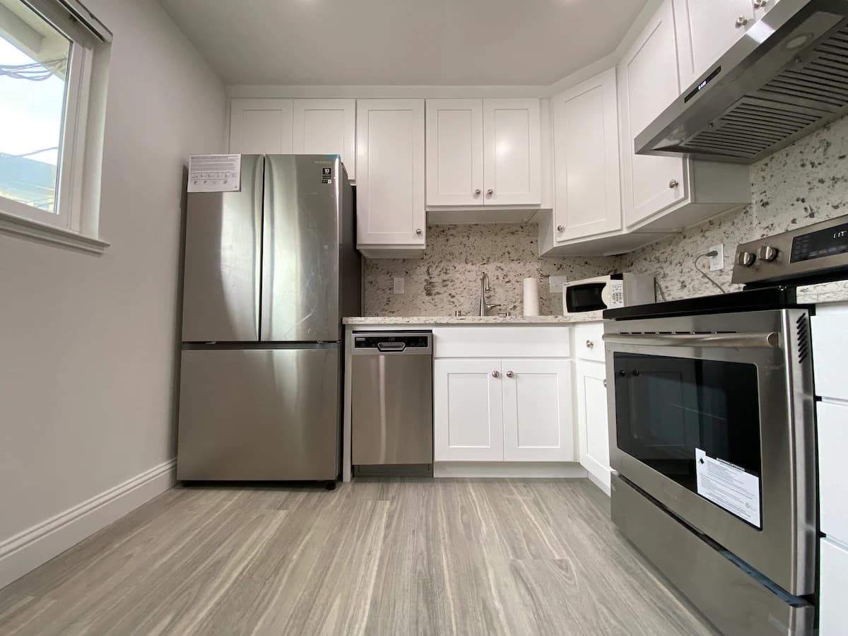 Lovely & Spacious APT 2bd/1bth near downtown MV - Image 6