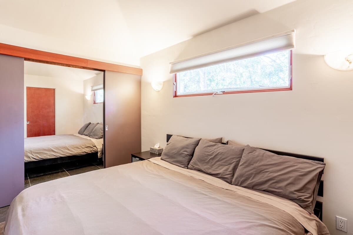 Guesthouse in Palo Alto · ★5.0 · 2 bedrooms · 2 beds · 1.5 baths - Image 32