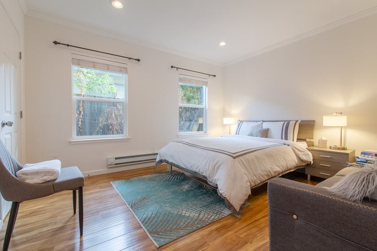 Condo in Palo Alto · ★4.81 · 3 bedrooms · 4 beds · 2 baths - Image 50