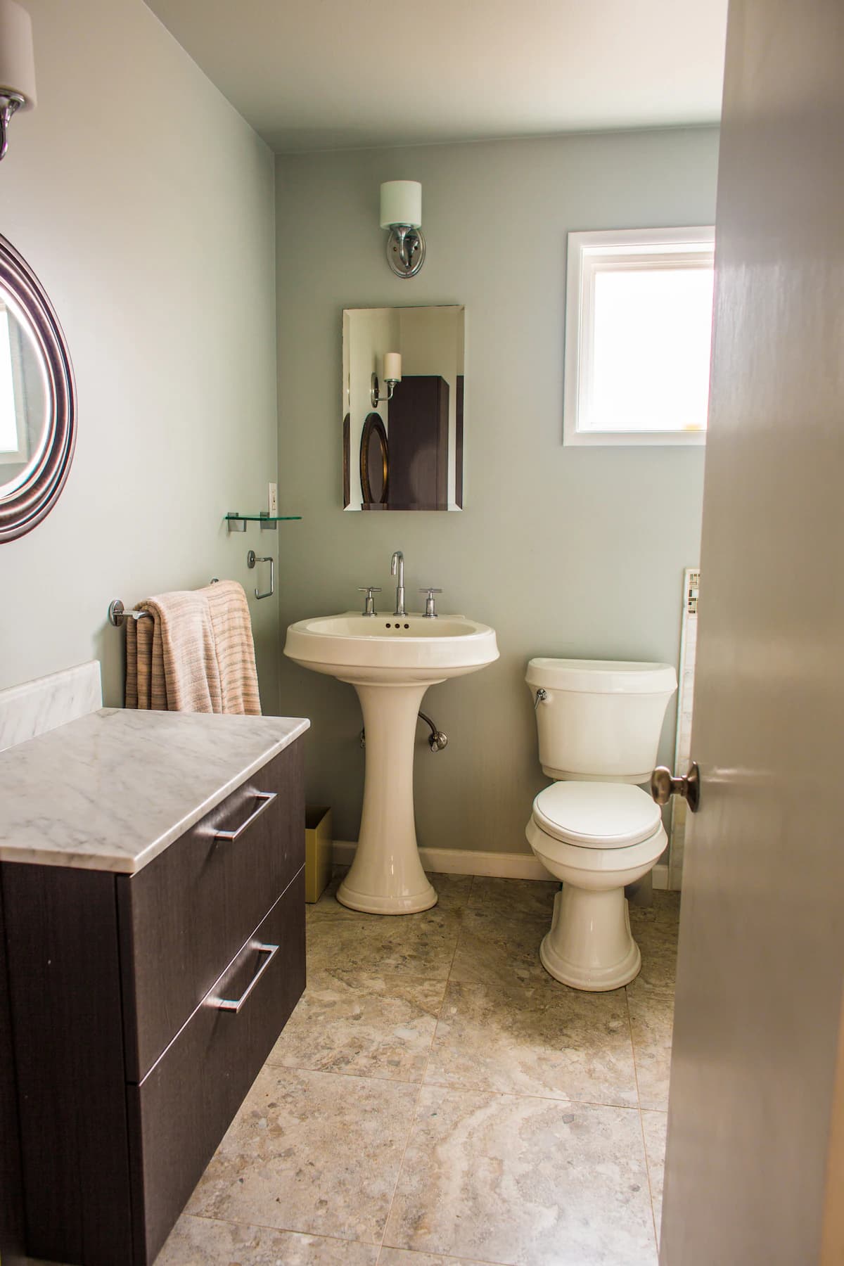 Home in Daly City · ★4.96 · 2 bedrooms · 2 beds · 1 bath - Image 10