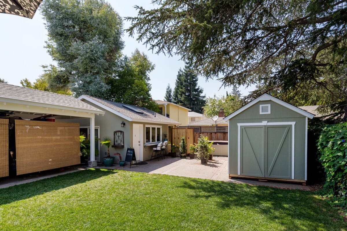 Guesthouse in Mountain View · ★4.94 · Studio · 2 beds · 1 bath - Image 13
