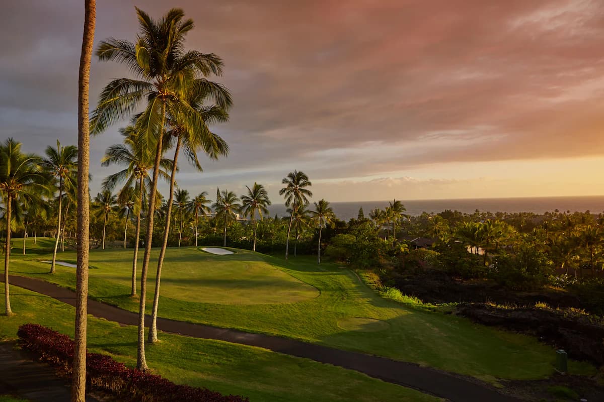 Condo in Kailua-Kona · ★4.96 · 3 bedrooms · 4 beds · 3 baths - Image 41