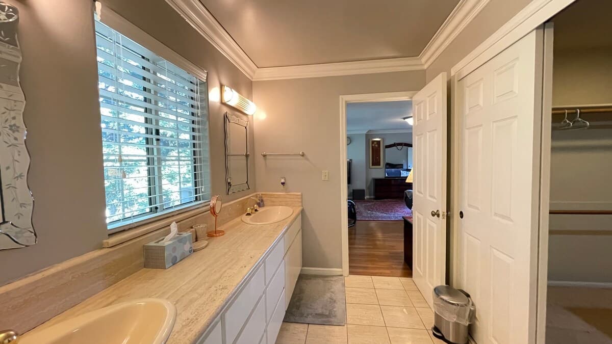 Home in West Menlo Park · ★4.89 · 5 bedrooms · 7 beds · 4 baths - Image 65