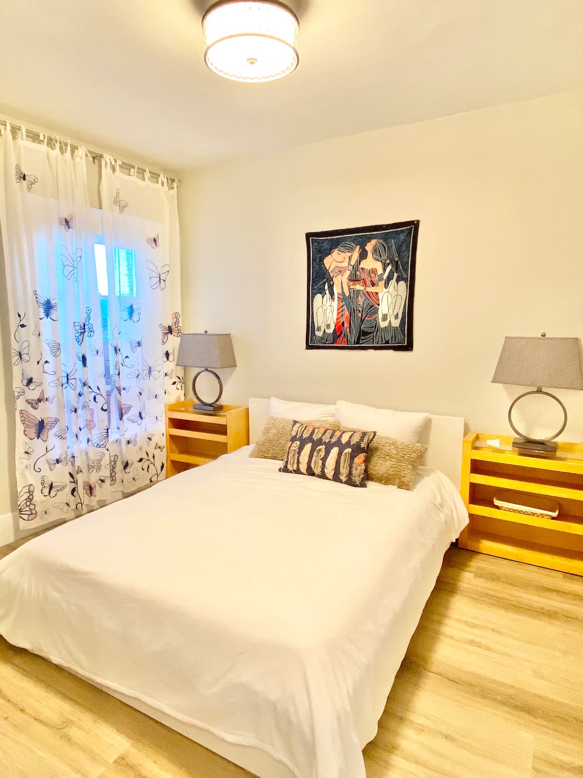 Home in Daly City · ★4.88 · 5 bedrooms · 8 beds · 2 baths - Image 51