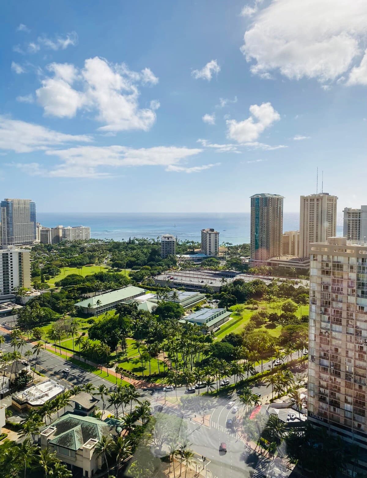 Condo in Honolulu · ★4.58 · 2 bedrooms · 3 beds · 2 baths - Image 30