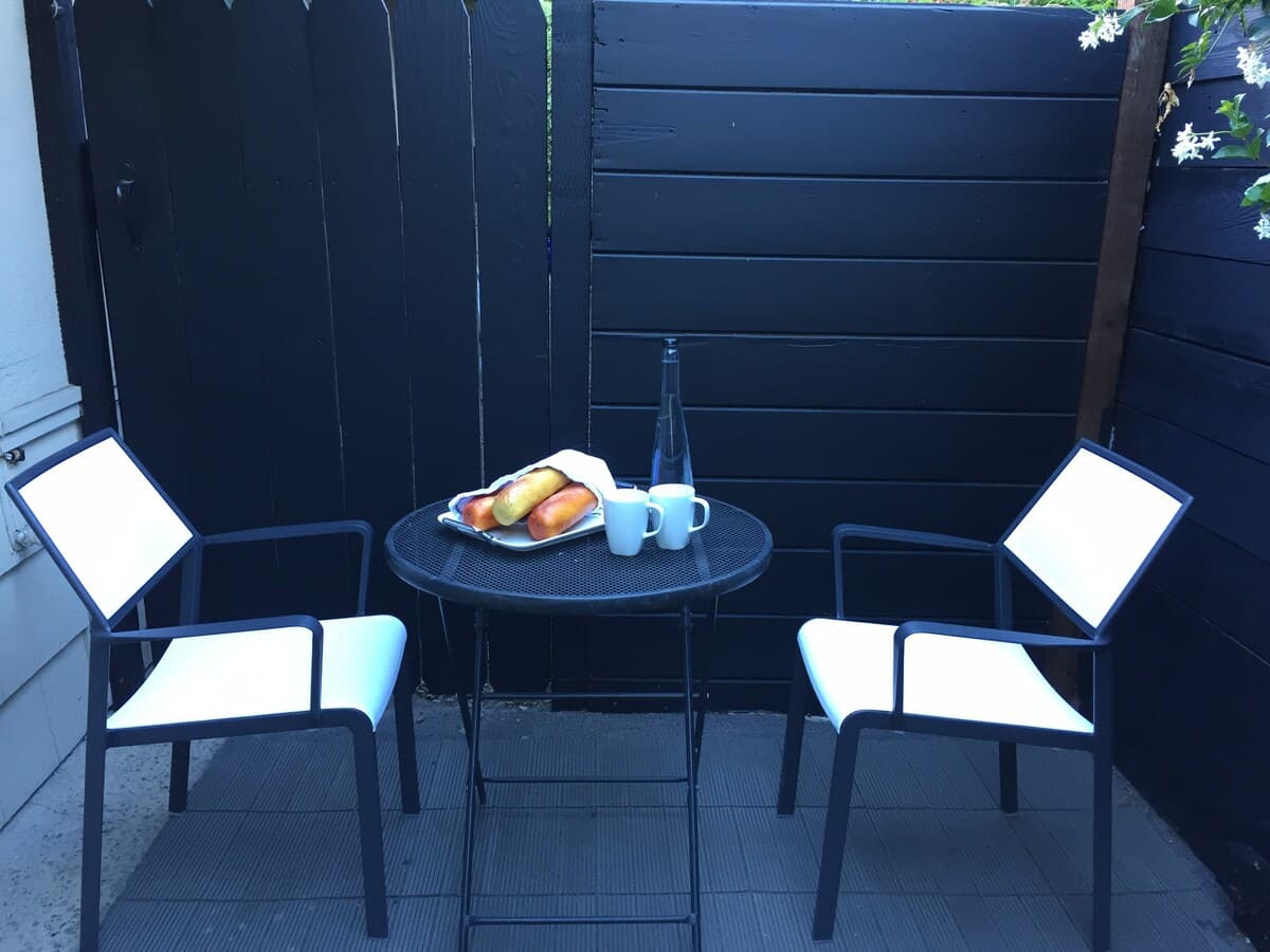 Home in Palo Alto · ★4.88 · 1 bedroom · 1 bed · 1 bath - Image 7