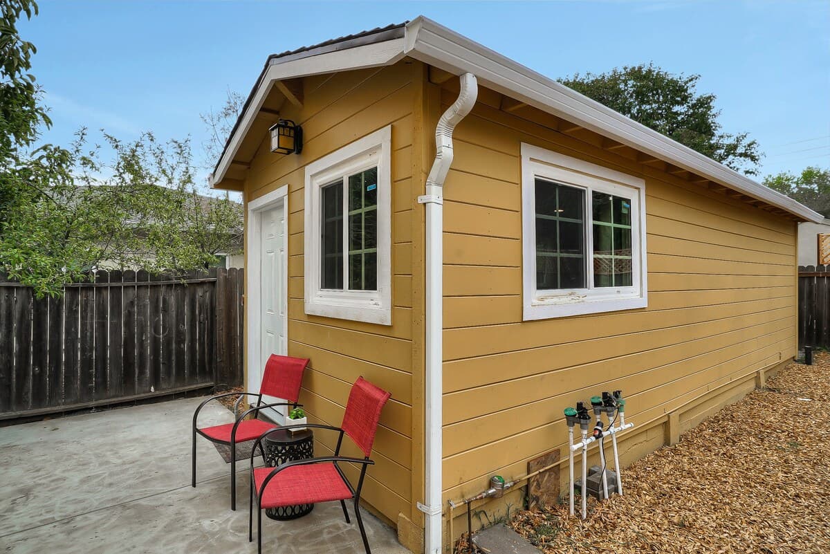 Guesthouse in Mountain View · ★4.69 · 1 bedroom · 1 bed · 1 bath - Image 16