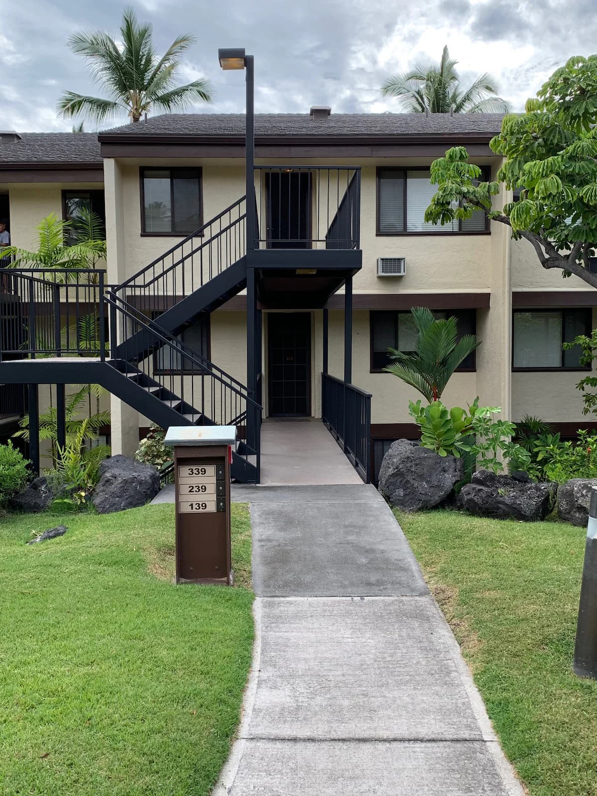 Condo in Kailua-Kona · ★4.96 · 3 bedrooms · 4 beds · 3 baths - Image 32