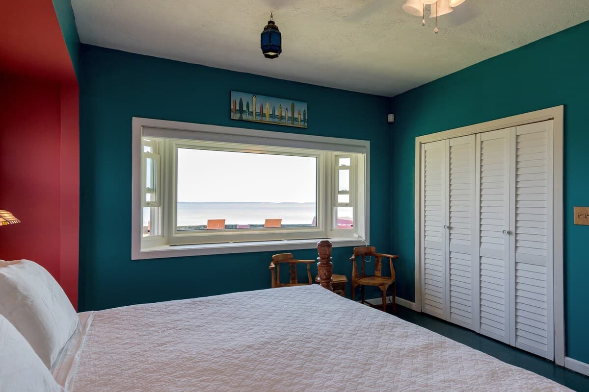 Home in Kailua · ★4.97 · 4 bedrooms · 4 beds · 3 baths - Image 24