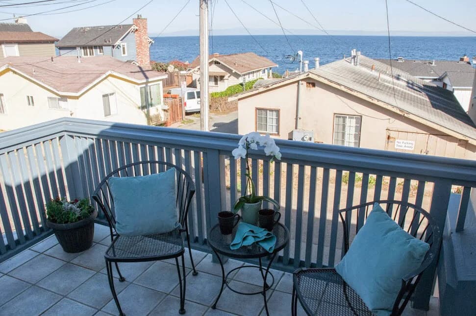 Home in Pacific Grove · ★4.9 · 3 bedrooms · 4 beds · 3 private baths - Image 29
